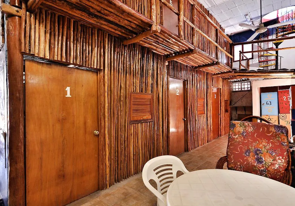 Hostel Playa Πλάγια Ντελ Κάρμεν